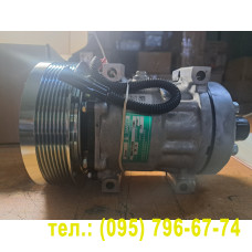 Компресор SD7H15 (Direct mount), шків полікліновий 8PV 152мм, з горизонтальним розташуванням виходів, вихід, вхід - ROTALOCK, 12В 